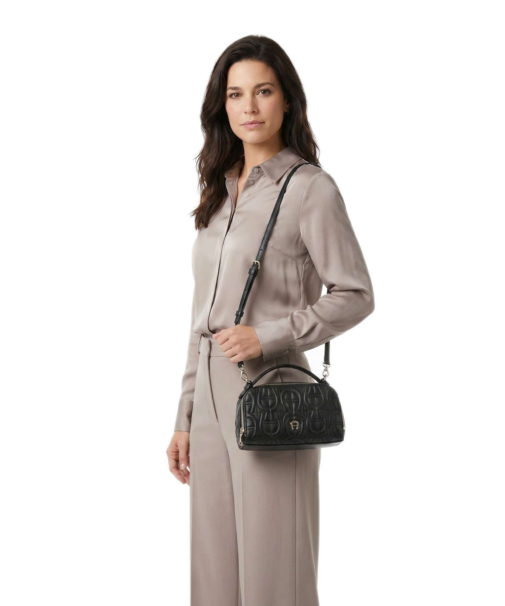 AIGNER Crossbody Bag – Black 3