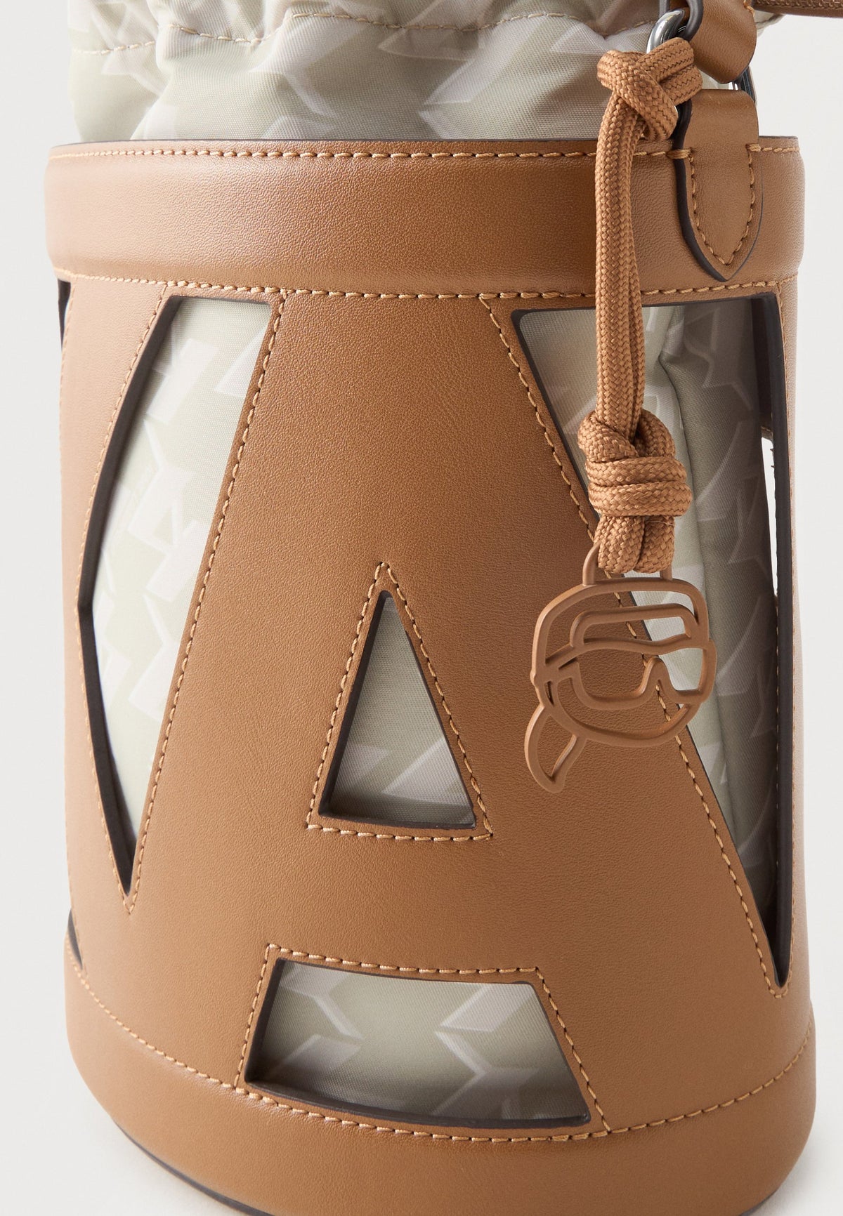 Karl Lagerfeld Bucket Bag – Cream 4