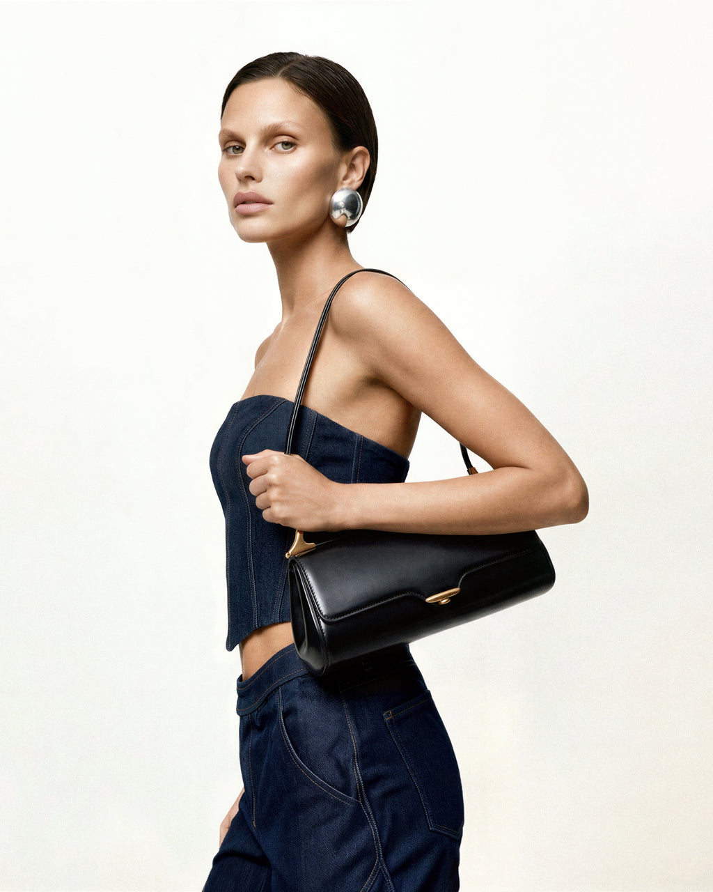 JW PEI Shoulder Bag – Black 2