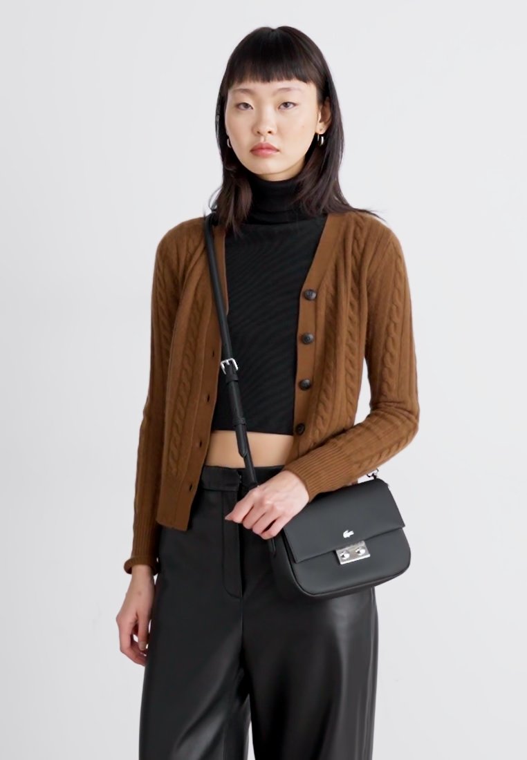 Lacoste Crossbody Bag – Noir 1